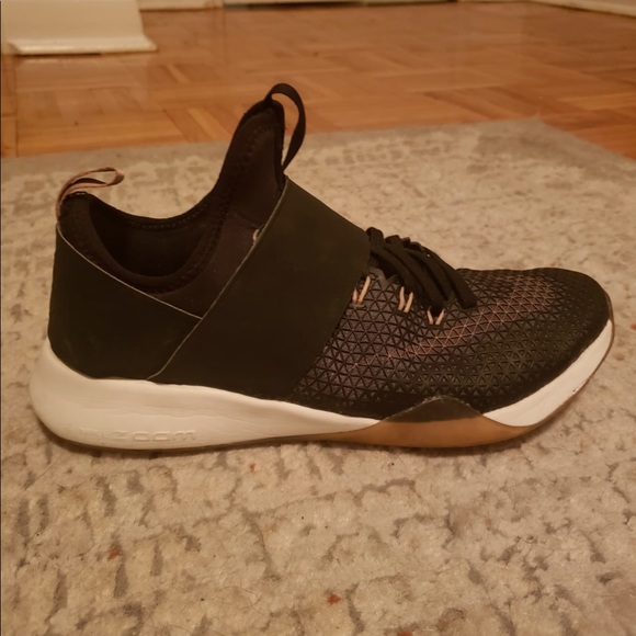 Nike Runners - Picture 1 of 4